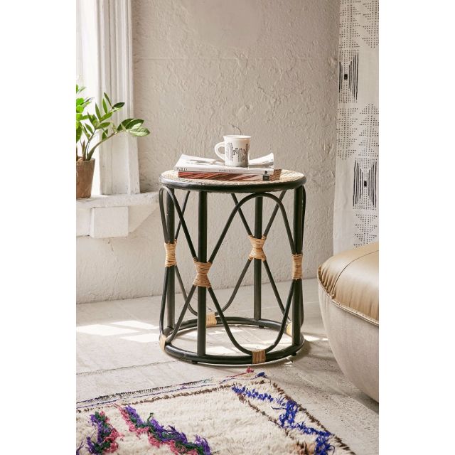 Tongo Style Table